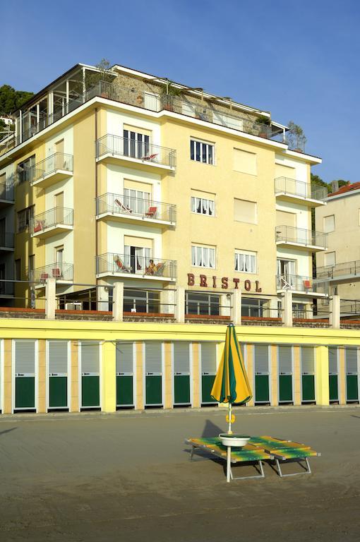 Hotel Bristol Laigueglia Ngoại thất bức ảnh
