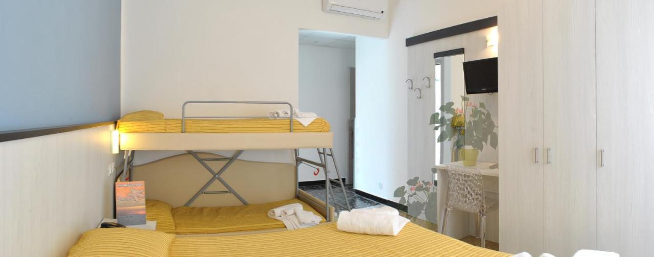 Hotel Bristol Laigueglia Ngoại thất bức ảnh